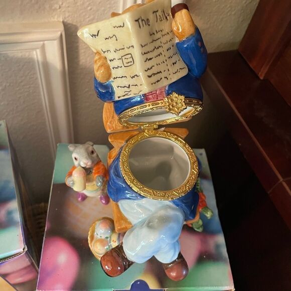 Cardinal Works Company Porcelain Bunny Rabbit Trinket Figures set of 3! - Picture 12 of 15